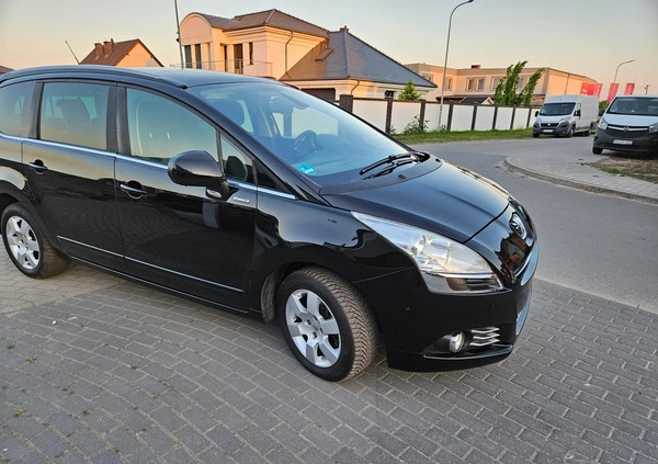 Peugeot 5008 cena 23900 przebieg: 156000, rok produkcji 2012 z Września małe 781